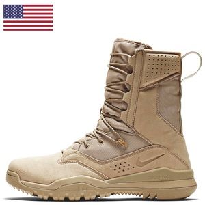 Nike SFB Field 2 8" Leather Tactical Boots coyote tan womens 9 combat shoes NWOT